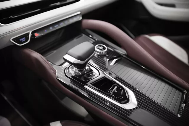 Geely Monjaro 2022