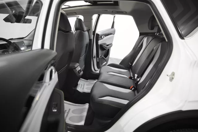 Geely Coolray 2023