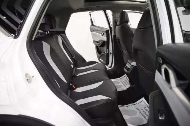 Geely Coolray 2023