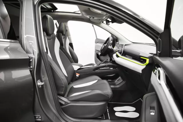 Geely Coolray 2023