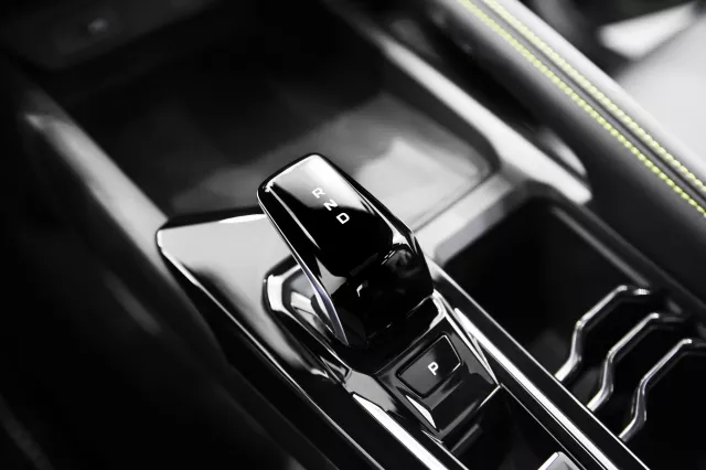Geely Coolray 2023