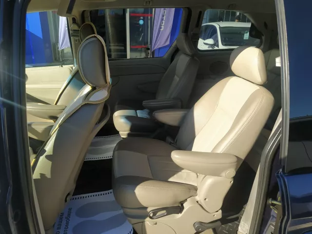 Chrysler Town and Country 2005