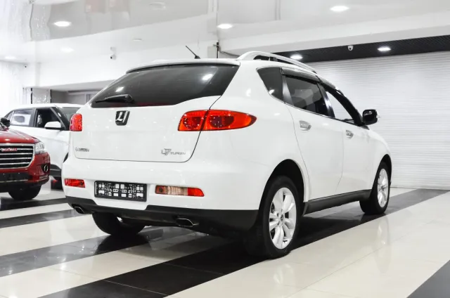 Luxgen Luxgen7 SUV 2015