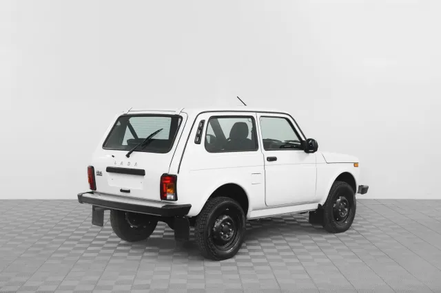 LADA Niva Legend 2024