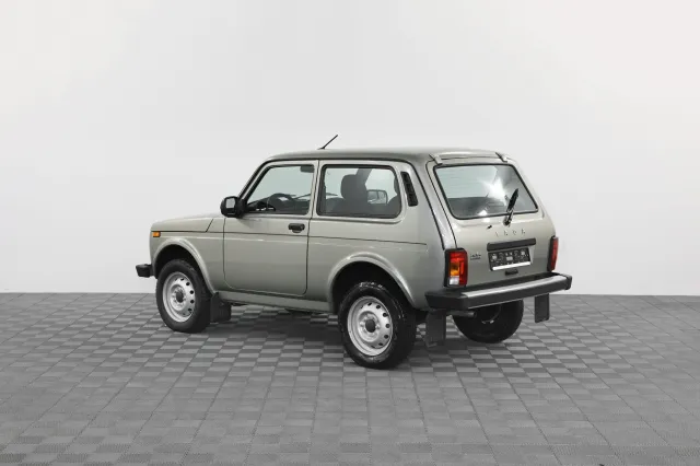 LADA Niva Legend 2023