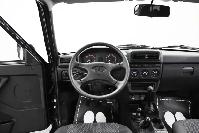 LADA Niva Legend 2024
