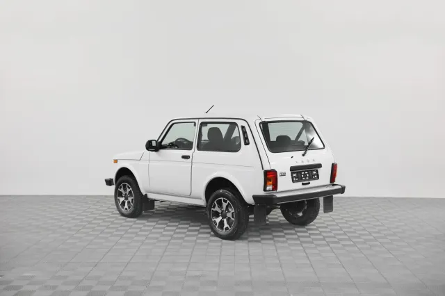 LADA Niva Legend 2024