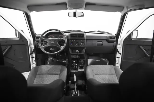 LADA Niva Legend 2024