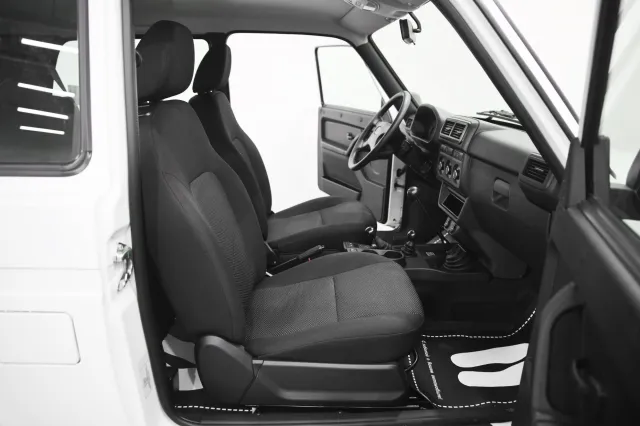 LADA Niva Legend 2024