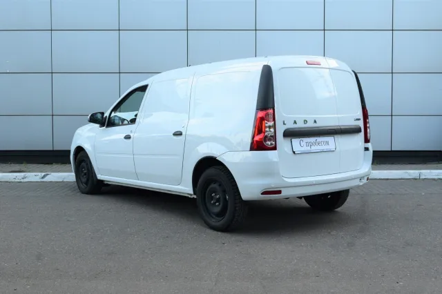 LADA Largus 2022