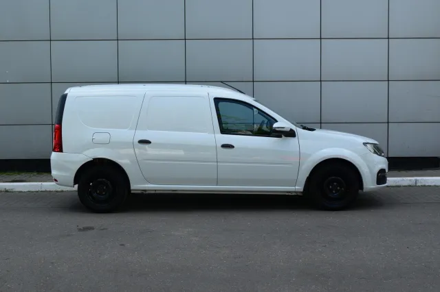 LADA Largus 2022
