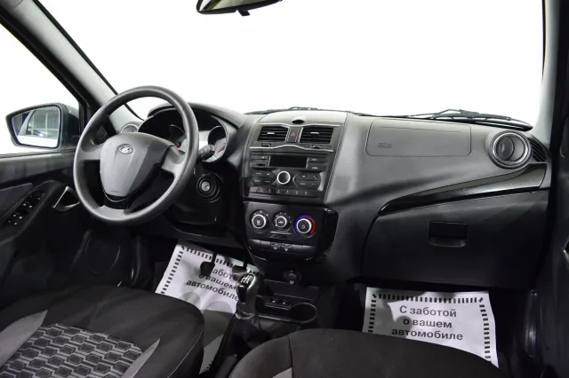 LADA Granta 2021