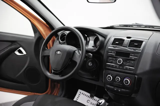 LADA Granta 2021