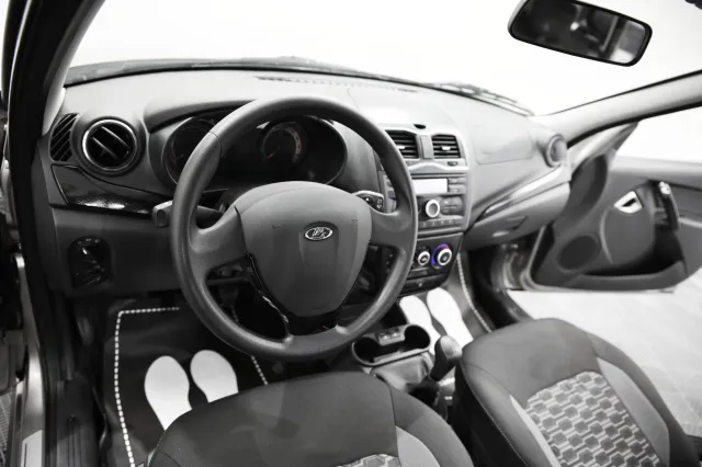 LADA Granta 2021