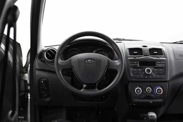 LADA Granta 2021
