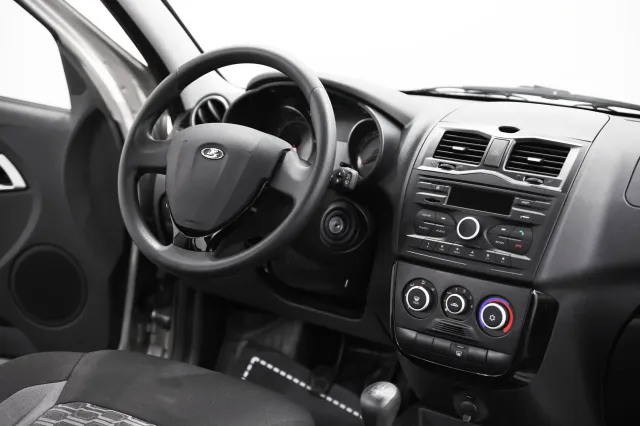 LADA Granta 2021