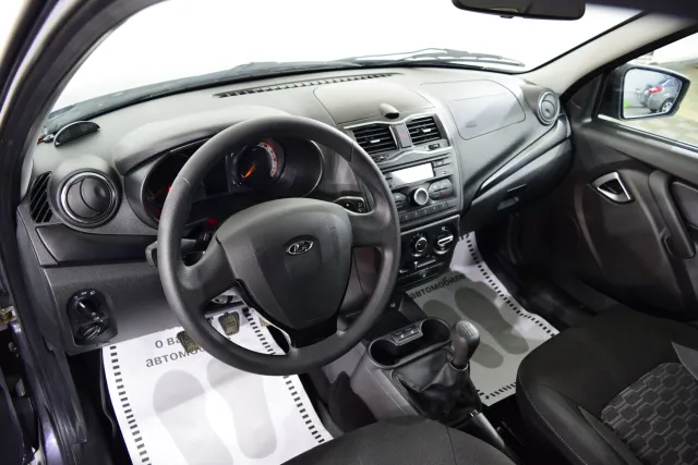 LADA Granta 2022
