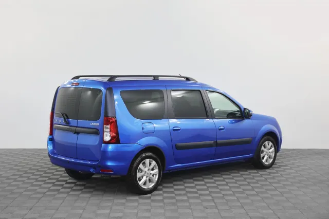 LADA Largus 2022