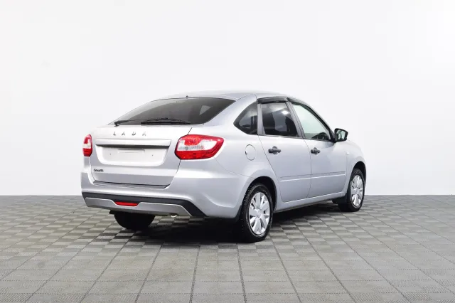LADA Granta 2022