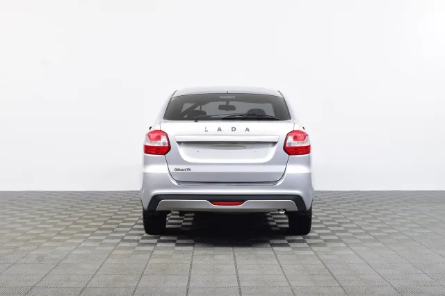 LADA Granta 2022