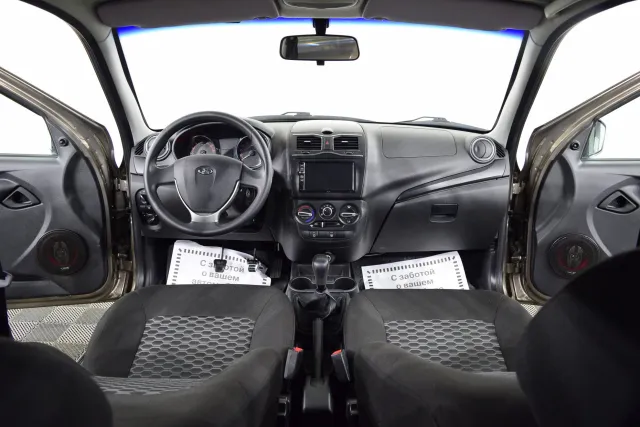 LADA Granta 2022