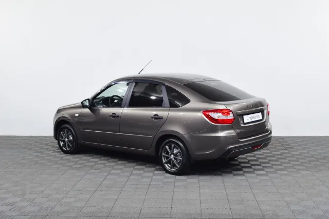 LADA Granta 2022