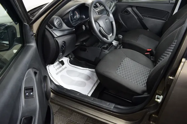 LADA Granta 2022