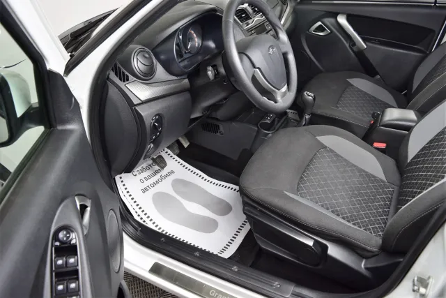 LADA Granta 2022