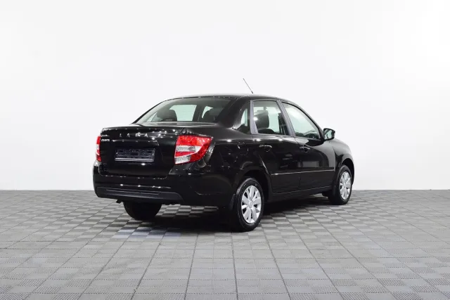 LADA Granta 2022