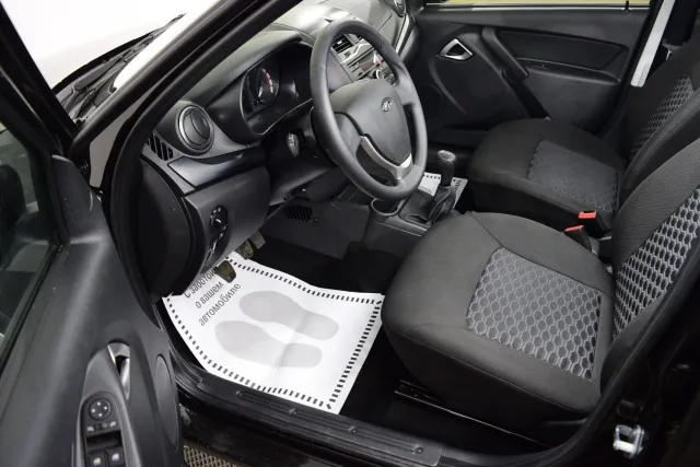 LADA Granta 2022