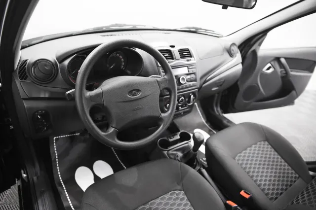 LADA Granta 2023