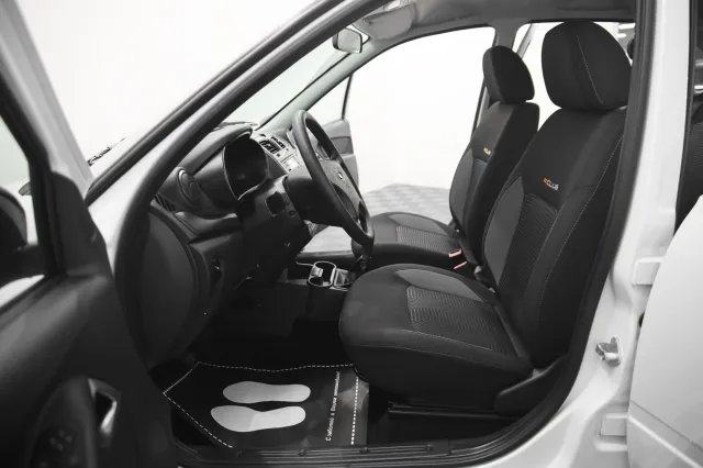 LADA Granta 2023