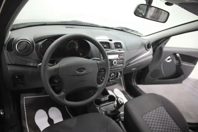 LADA Granta 2023