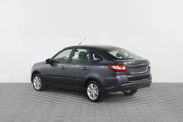LADA Granta 2023