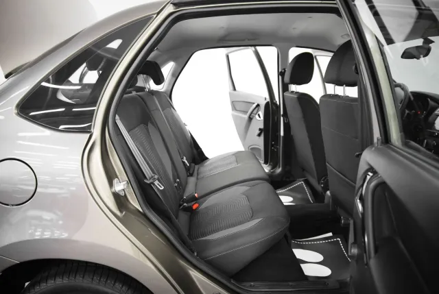 LADA Granta 2023