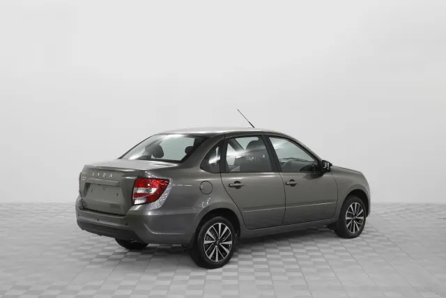 LADA Granta 2023