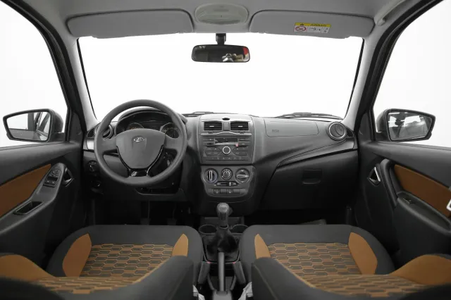LADA Granta 2023