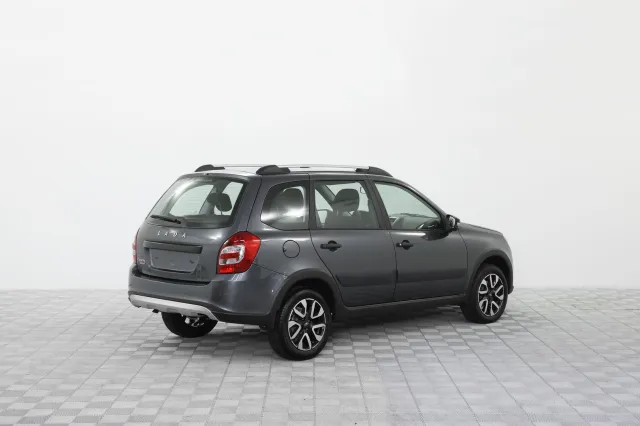 LADA Granta 2023