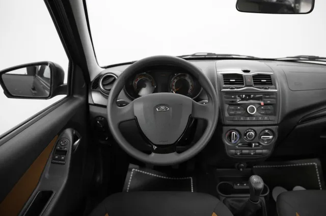LADA Granta 2023