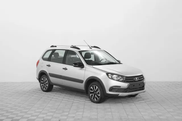 LADA Granta 2023