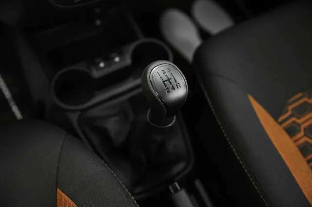 LADA Granta 2023