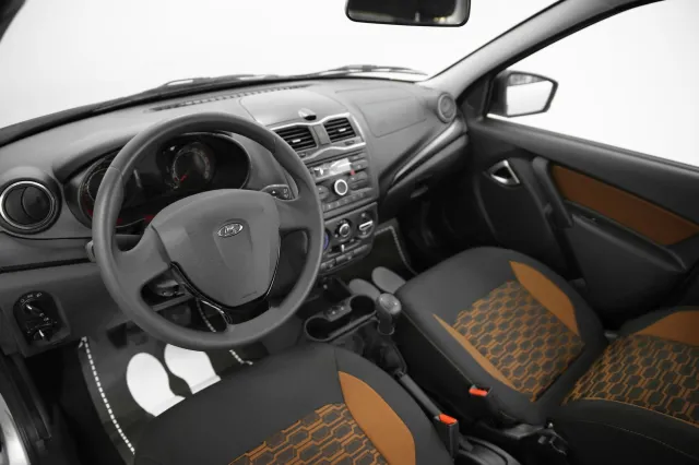 LADA Granta 2023