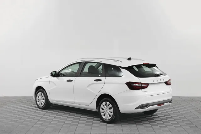 LADA Vesta 2023