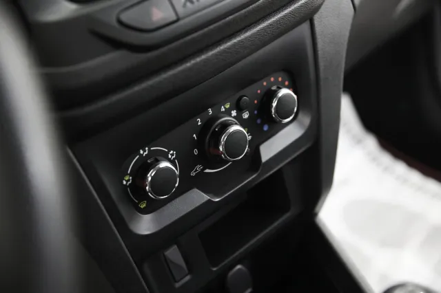 LADA XRAY 2021