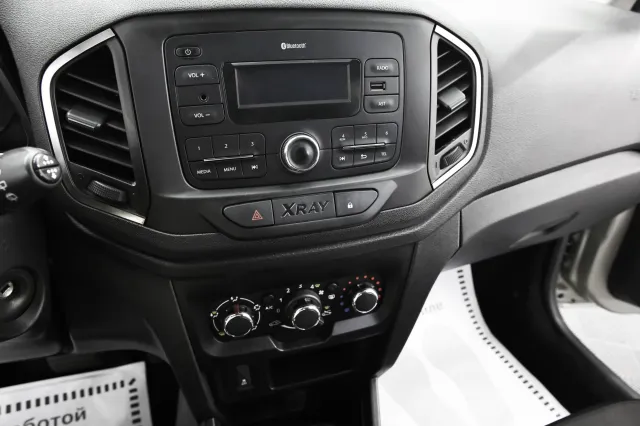 LADA XRAY 2022
