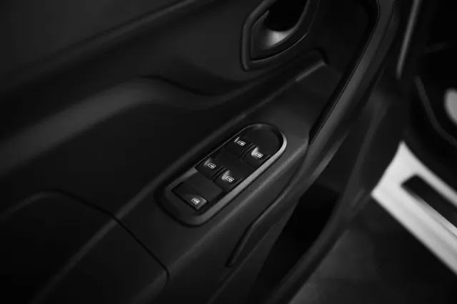 LADA XRAY 2022