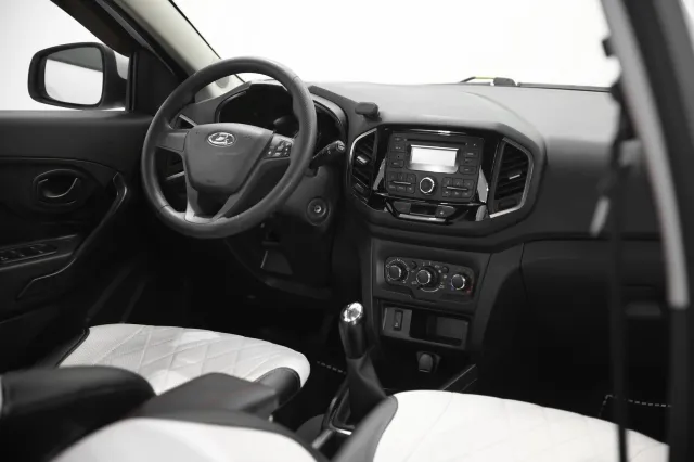 LADA XRAY 2022