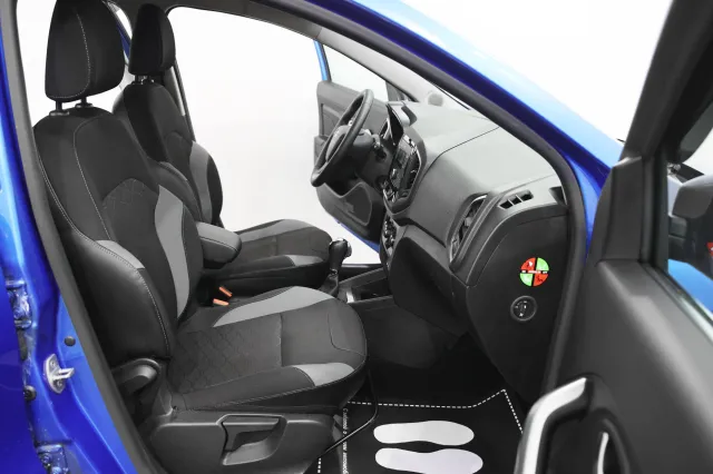 LADA XRAY 2022