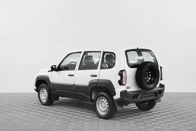 LADA Niva 2023