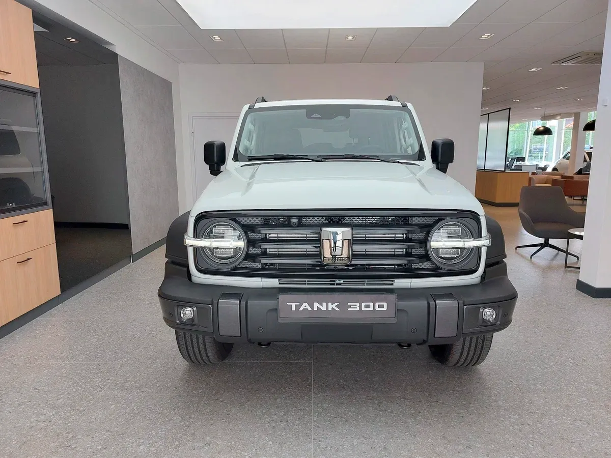 Tank 300 2023